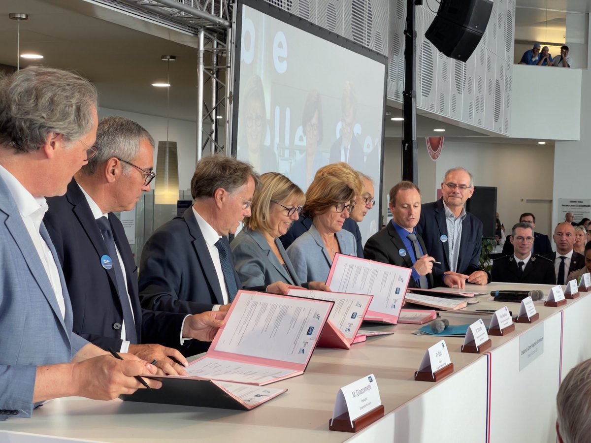 Région Centre-Val de Loire tweet media