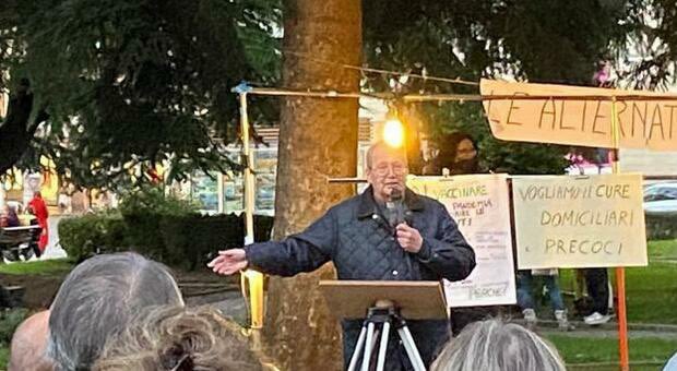 Don Floriano manda un messaggio personale al nostro gruppo, ma anche a voi che condividete tutti i momenti della manifestazione di Mestre di ieri sera.
A voi:

“Buongiorno, sia pure più in ritardo del solito. Sto rientrando da Mestre, via Castelfranco e Feltre. Ora sono a