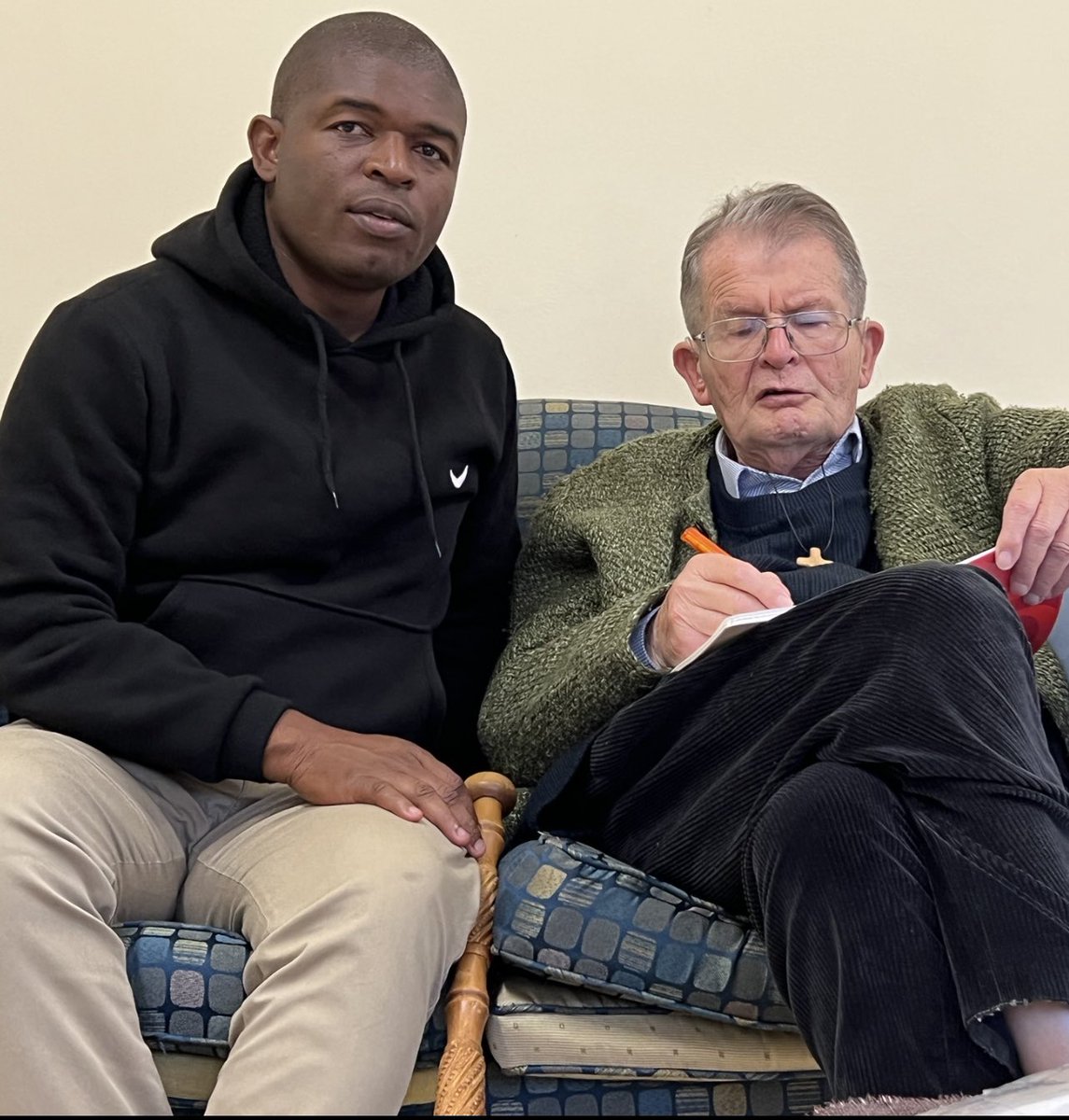 Hon Gift Mambipiri tweet media