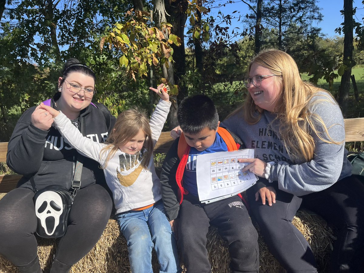 Blooms & Berries Field Trip
🎃🍁🌽So proud observing and supporting adaptive skills in action!
#BigBlueOnTheMove #HighlandPride #BeHighland #ShineYourLight #HamiltonProud #RadiatePositivity #AdaptAndFlourish #InclusionMatters #SocialSkills #SkillDevelopment #ChangingPerceptions