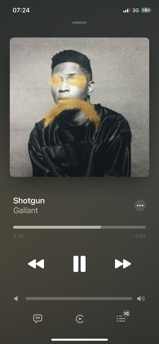 woosierich91's tweet photo. This masterpiece of an album on a dark autumn morning never fails to hit. 🤌@SoGallant https://t.co/7ZJF0M7fD2