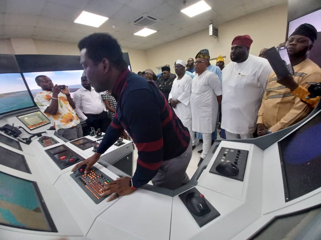 Yesterday, I was part of the Senate Committee on Marine Transport on its oversight functions at the Nigerian Ports Authority Terminals Apapa. All hands must be on deck to aggressively reduce bottlenecks for businesses to thrive, especially in the blue economy.

Æ