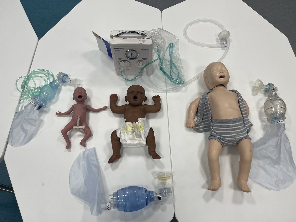 StephanieAdele6's tweet photo. Second week in for our #PostGraduate @UniofNottingham #Paediatric &amp; #Neonatal students. Fantastic #Simulation session with @CarliWhittaker and our Consultants here at the @UoN_SHS Thank you @UoNSkills for setting up the Immersive suite &amp; providing the latest advanced equipment. https://t.co/Q78RoNl2y2