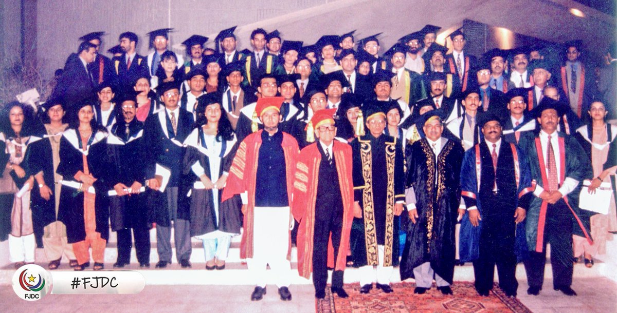 Official_FJDC's tweet photo. 𝐓𝐡𝐫𝐨𝐰𝐛𝐚𝐜𝐤 𝐓𝐡𝐮𝐫𝐬𝐝𝐚𝐲:

Have a peek at the First Convocation held at FJDC! 
(18th September 1998).

Tag your friends!!!

#𝗧𝗵𝗿𝗼𝘄𝗯𝗮𝗰𝗸𝗧𝗵𝘂𝗿𝘀𝗱𝗮𝘆 #𝗠𝗲𝗺𝗼𝗿𝗶𝗲𝘀 #𝗖𝗼𝗹𝗹𝗲𝗴𝗲𝗘𝘃𝗲𝗻𝘁𝘀 #𝗙𝗝𝗗𝗖 #𝗙𝗝𝗗𝗖𝗙𝗮𝗺𝗶𝗹𝘆 #𝗙𝗝𝗗𝗖𝗔𝗹𝘂𝗺𝗻𝗶 https://t.co/EW2k6VKZM8