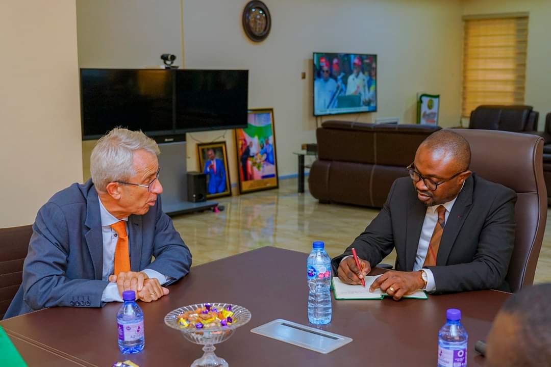 BTOofficial's tweet photo. Also yesterday, I had the privilege of hosting His Excellency, Wouter Plomp (@NLAmbPlomp), the Ambassador of the Netherlands to Nigeria. https://t.co/JMMj0gSpdU
