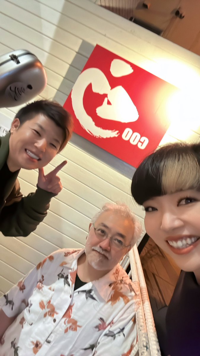 Kuma564shiko's tweet photo. 門馬由哉くんとの北海道ツアー無事終了！無事どころか、初の北海道での自主企画で不安もあったけど、3日間ともに沢山の方が...さらに最終日札幌くうは満員🥹のお客さん...胸がいっぱい。ありがとう🥹
来年に繋がる幸せすぎる6日間でした！
そして一緒に旅してくれた素晴らしい戦友もんちゃんに大感謝！ https://t.co/XBTJREa9te