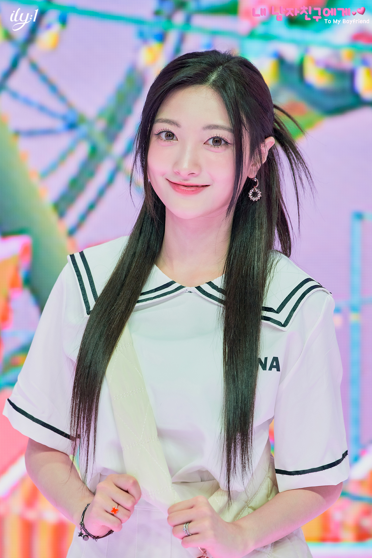 F8OIy5IbkAAsXHc