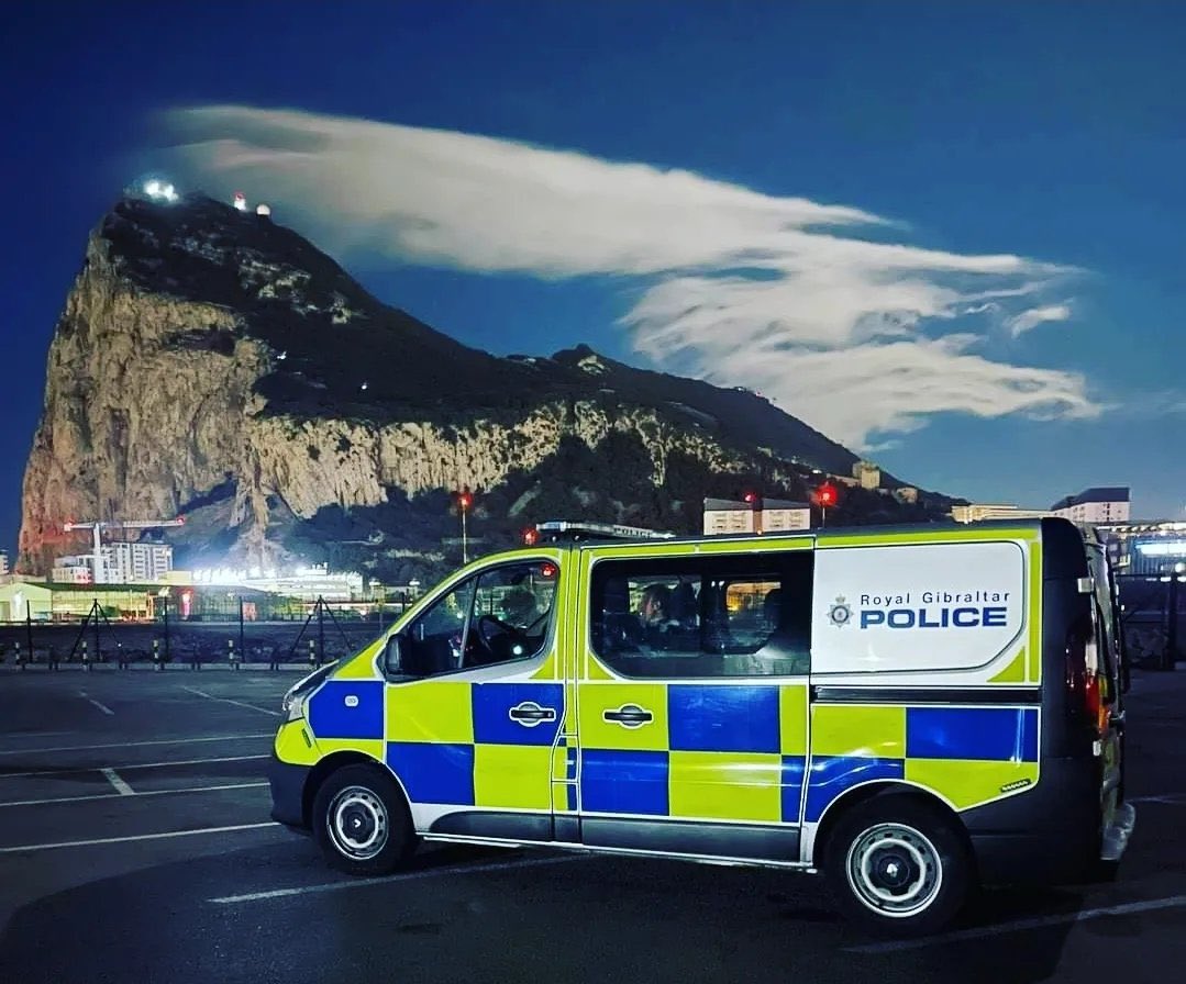 Today, as the people of #Gibraltar exercise their rights to vote in our General Election, 81 @RGPolice officers have been operationally deployed to provide command & control, & to ensure that voting goes uninterrupted & safely. #Unseen #Policing