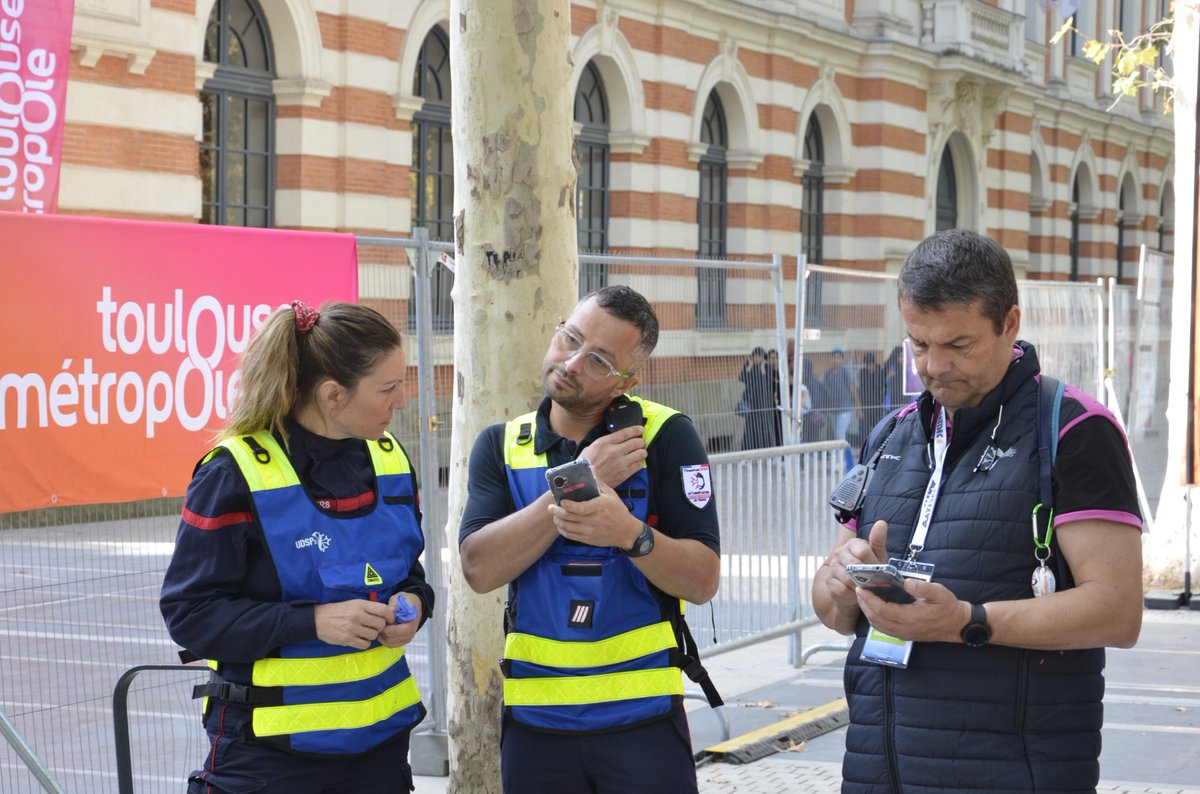📱 Lors du <a href="/cnspf2023/">Congrès national des pompiers de France 2023</a>, nous avons pu déployer en avant-première 140 terminaux du @Programme_RRF mis à notre disposition pour faciliter nos échanges. Cette version préfiguratrice prometteuse nous a permis d’apprécier les avancées majeures du RRF ! Un grand merci à #ACMOSS !