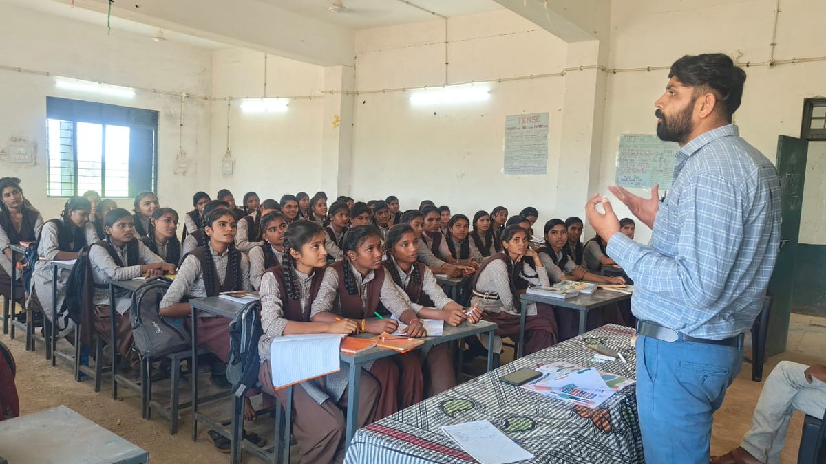 CG Agricon Samiti (@agriconsamiti) on Twitter photo World Mental Health Day was celebrated with school children in the Jevadan village of Kabirdham district.
<a href="/Commonland/">Commonland</a> <a href="/UNICEFIndia/">UNICEF India</a> <a href="/Kavir_volunteer/">Kavir</a> <a href="/abhisheksinghDP/">Abhishek Singh </a> <a href="/harma_harma/">Harma Rademaker</a> <a href="/jobzachariah/">Job Zachariah</a> <a href="/manasgr88/">manas banerjee</a> <a href="/Manisha_M14/">Manisha Motwani</a> <a href="/surendra97123/">Surendra Sonkar</a> <a href="/chandelnitesh12/">Nitesh chandel</a> <a href="/JaagrithiD/">Jaagrithi D</a> <a href="/deepak02085791/">Deepak bagri</a> World Mental Health Day was celebrated with school children in the Jevadan village of Kabirdham district.
<a href="/Commonland/">Commonland</a> <a href="/UNICEFIndia/">UNICEF India</a> <a href="/Kavir_volunteer/">Kavir</a> <a href="/abhisheksinghDP/">Abhishek Singh </a> <a href="/harma_harma/">Harma Rademaker</a> <a href="/jobzachariah/">Job Zachariah</a> <a href="/manasgr88/">manas banerjee</a> <a href="/Manisha_M14/">Manisha Motwani</a> <a href="/surendra97123/">Surendra Sonkar</a> <a href="/chandelnitesh12/">Nitesh chandel</a> <a href="/JaagrithiD/">Jaagrithi D</a> <a href="/deepak02085791/">Deepak bagri</a>