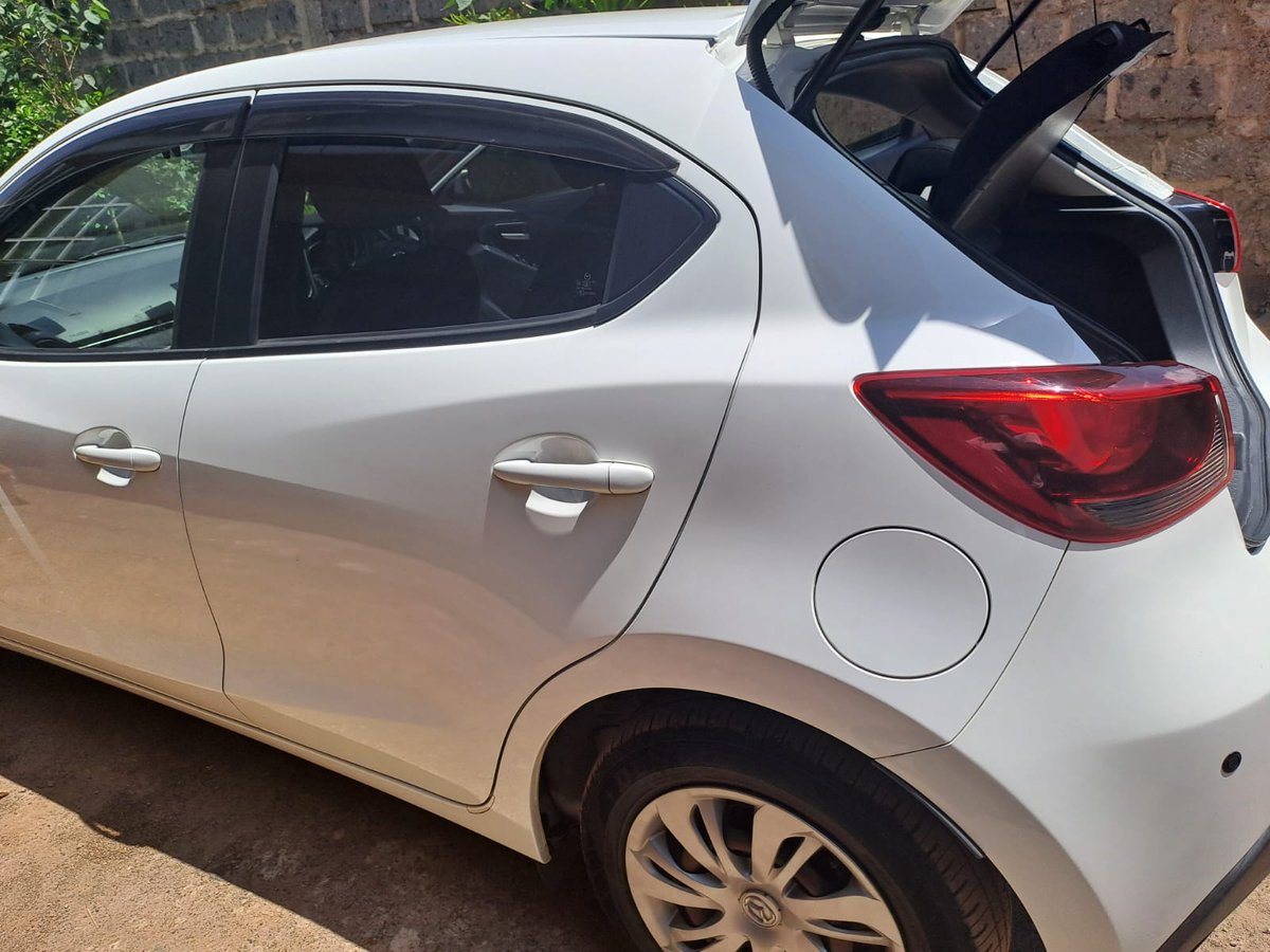 lawrencekitema's tweet photo. ON SALE: 🔥🔥🔥🔥🔥

🔹Mazda demio 
🔹YoM 2016. 
🔹1300 cc
🔹New import
🔹With parking sensors
🔹Very clean

QUICK PRICE: Ksh. 1,150,000.  

DM for more details/information. https://t.co/F31s22Q6KJ