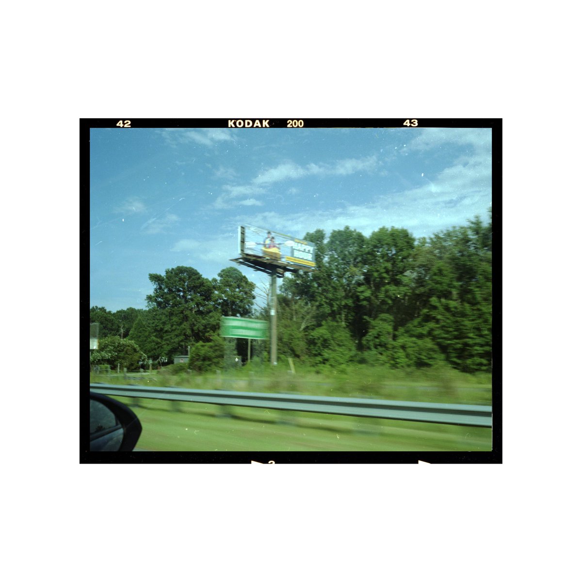 PhotoDANY's tweet photo. Driving between cities 🇺🇸 Wahington DC to New York 🇺🇸 #roadtrip #photography #drive #USA #canada #trip #landscape #ordinary #urban #roadtripusa #roadtripcanada #plane #train #bus #car #hellofrom #videography #film #mamiya7 #120film #kodakgold200 #colour #dc #washingtondc #drive https://t.co/c2DM3TK2on