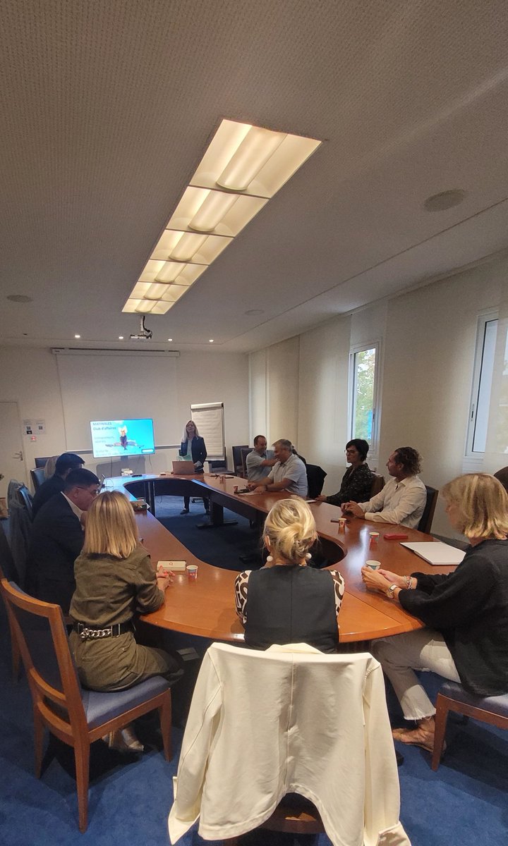 C'est parti ! Matinale <a href="/CAAClubaffaires/">C.A.A</a> Un poids « santé », c’est quoi ? Pourquoi ? Test pour découvrir son tempérament. Entrepreneurs, salariés, la vitalité au cœur de votre performance. <a href="/CAAClubaffaires/">C.A.A</a> association soutenue par <a href="/CCINantes/">CCI Nantes St Nazaire</a> <a href="/FarrouetPRO/">Fabienne ARROUET PRO</a> <a href="/CChorel/">claudie HOREL</a>