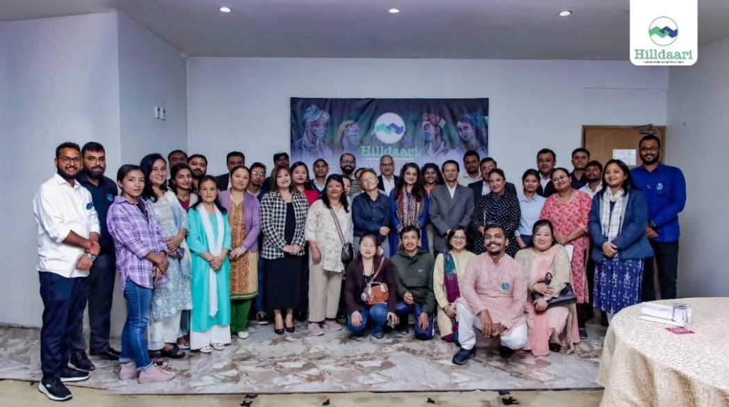 hilldaari's tweet photo. Hilldaari is proud to announce its expansion to Darjeeling in partnership with @Recity, PLAN Foundation, with the support of @NestleIndia and @djmunicipality. With this expansion, our commitment to build waste free future for tourist cities grows stronger.

#SwachhBharatMission https://t.co/ueLAWkbm8O