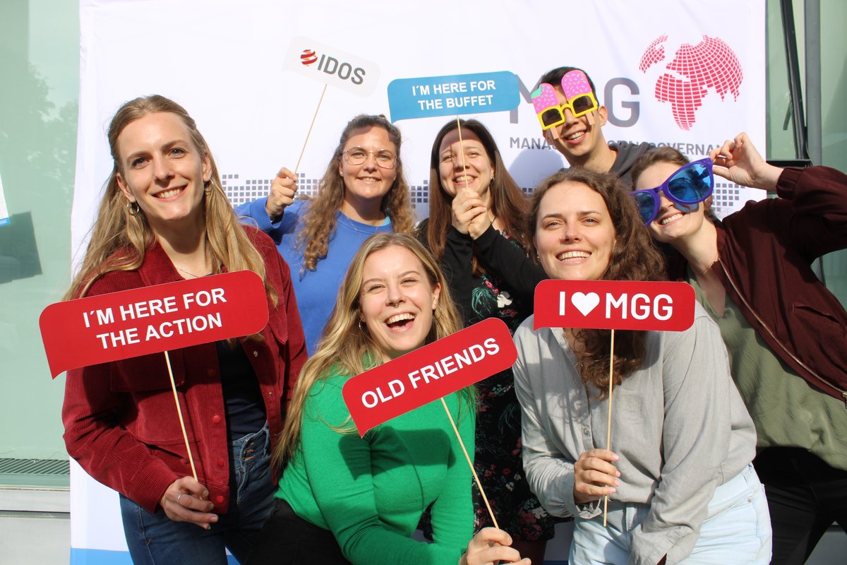 🌍🤝 The Postgraduate Training Programme had a fantastic time attending events at the MGG Global Network Conference 2023. 'We had insightful discussions on global challenges and gained valuable insights from experts' - Rebecca Rohe. #PostgradProgramm #MGGNetwork