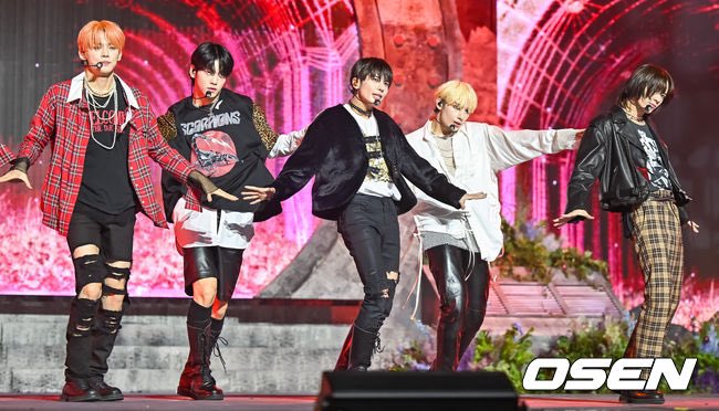 F8ORJ3-a0AAVtlE?format=jpg&name=small