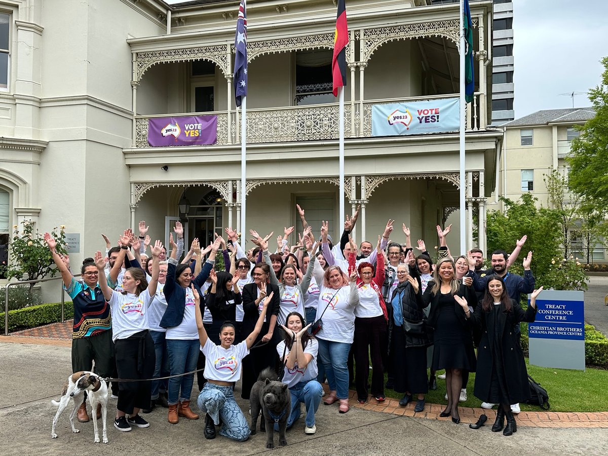 Dr Cath Chamberlain (@drcchamberlain) on Twitter photo Onemda Aboriginal and Torres Strait Islander health and wellbeing <a href="/unimelbMSPGH/">Melbourne School of Population and Global Health</a> <a href="/UniMelbMDHS/">UniMelb MDHS</a> proudly #VoteYes because we know this will be good for communities and our nation.
<a href="/LowitjaInstitut/">Lowitja Institute</a> <a href="/VACCHO_org/">VACCHO</a> <a href="/IndigenousUoM/">IndigenousStudies</a> Onemda Aboriginal and Torres Strait Islander health and wellbeing <a href="/unimelbMSPGH/">Melbourne School of Population and Global Health</a> <a href="/UniMelbMDHS/">UniMelb MDHS</a> proudly #VoteYes because we know this will be good for communities and our nation.
<a href="/LowitjaInstitut/">Lowitja Institute</a> <a href="/VACCHO_org/">VACCHO</a> <a href="/IndigenousUoM/">IndigenousStudies</a>