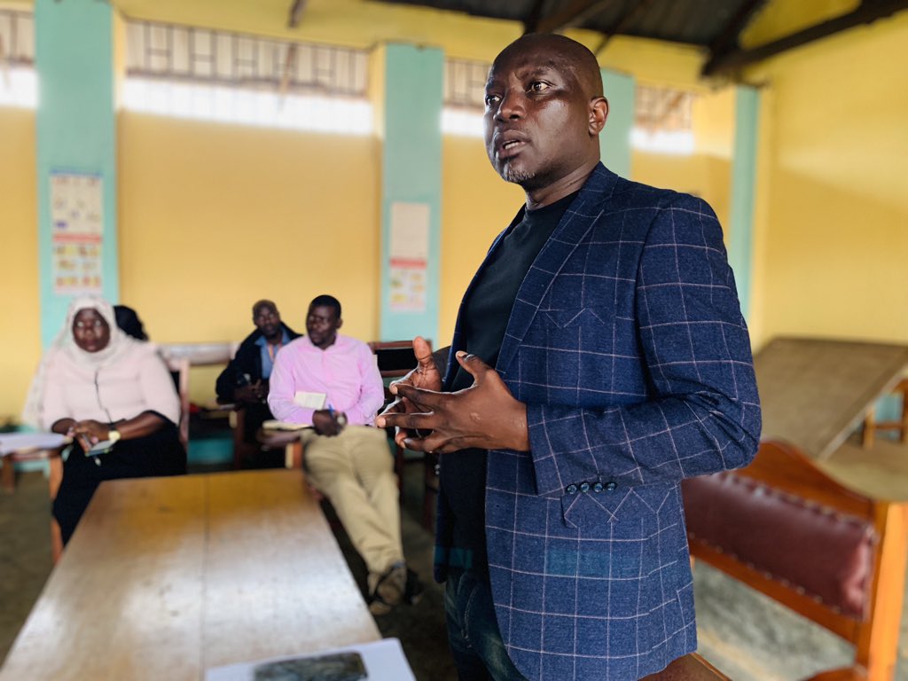 lrsinitiative's tweet photo. Happening Now!!!
Stakeholders engagement in Nabweru division on the upcoming First Responder Training #FRT Program to enhance road safety.

📍Nabweru division headquarters https://t.co/AxIobG2TY6
