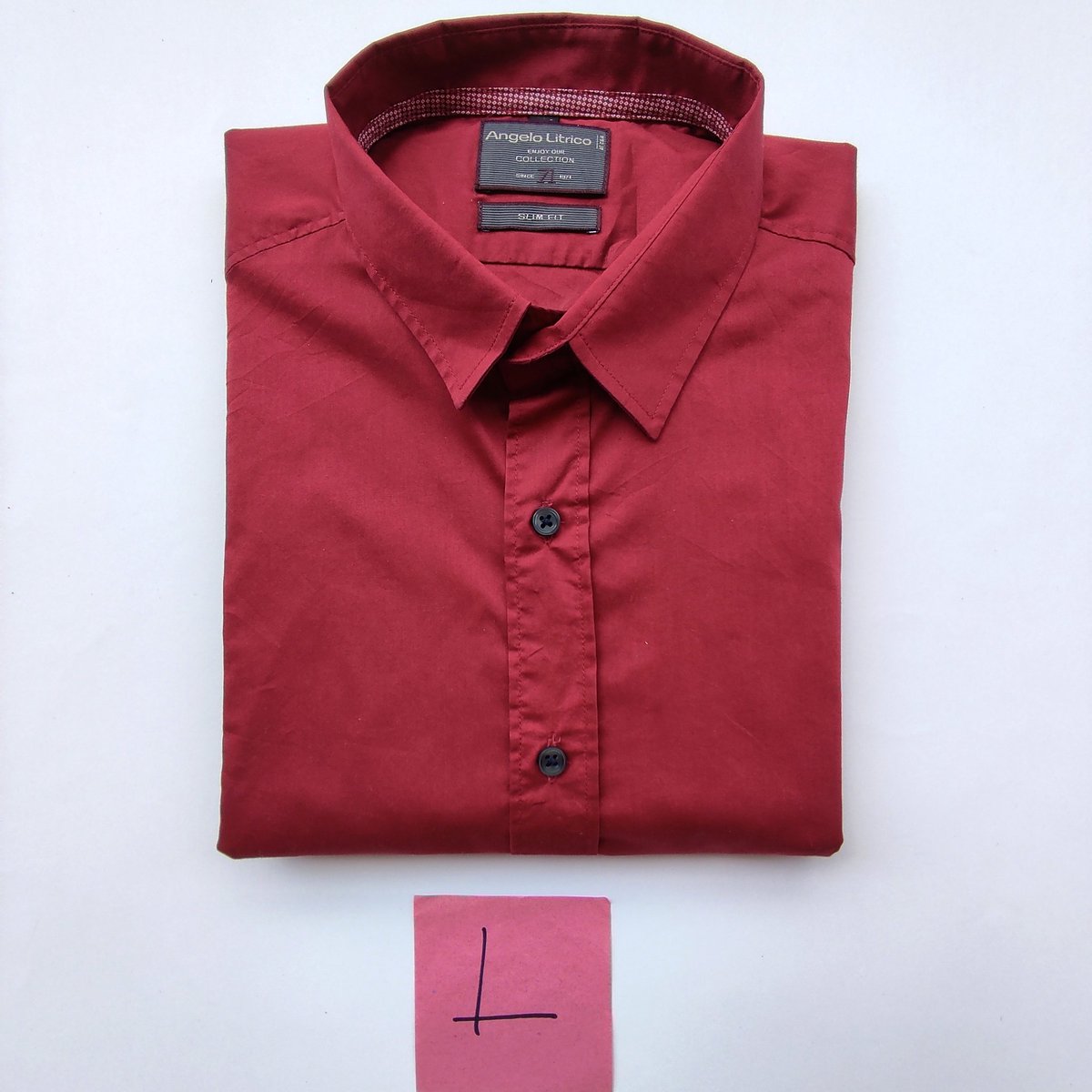 Besoin de chemises ? 

M à 3XL 

4500f et 5000f

WhatsApp : wa.me/237671978370 

Have a nice day!