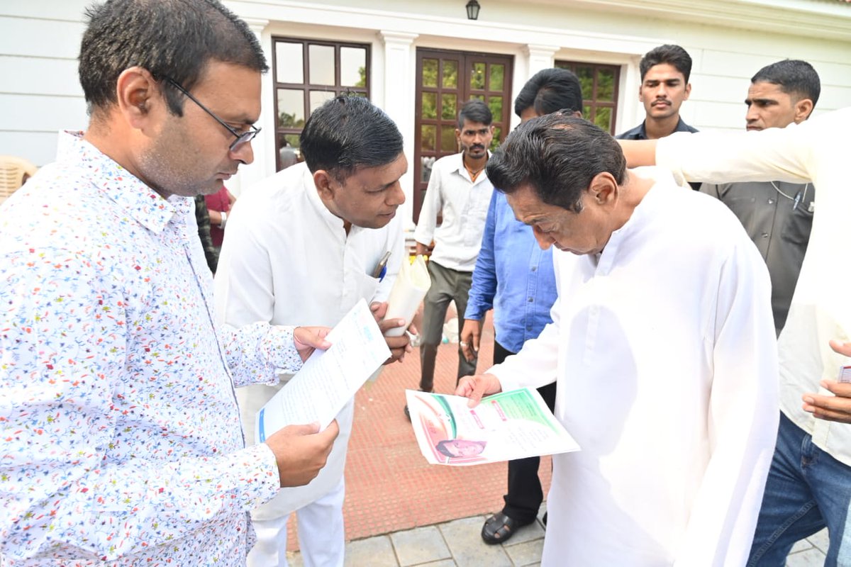 <a href="/OfficeOfKNath/">Kamal Nath</a> जी शिक्षक भर्ती अभ्यर्थियों के मुद्दे को वचन पत्र में शामिल करो हम वादा करते है आपको सत्ता में लाएंगे

-प्राथमिक शिक्षक भर्ती_2020 मे पदवृद्धि करते हुए 51000पद पर भर्ती पूरी करेगें,ओबीसी होल्ड हटाएंगे

<a href="/GovindSinghDr/">𝗗𝗿.𝗚𝗼𝘃𝗶𝗻𝗱 𝗦𝗶𝗻𝗴𝗵</a> <a href="/JVSinghINC/">Jaivardhan Singh</a> @OBC_MP

#51000_MPTET_VARG_3