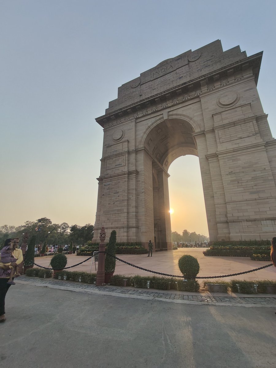 sneehal22's tweet photo. When in @delhi. https://t.co/3Q4yluUnG6