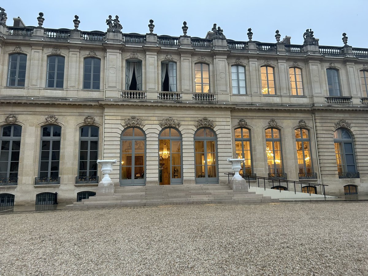 asbordry's tweet photo. #journeenationalequaliteair  @Fimea_fr @tomkerting @AEROPHILE_SAS @CNRS #paris #paris15 premiere edition à l’Hotel de Lassay  les #elus  les #associations les #startups #industries sont mobilisées!  #air #pollution #sante #bienetre #smartcity #AI #IoT conseil national de l air https://t.co/BPdwbpjJj1