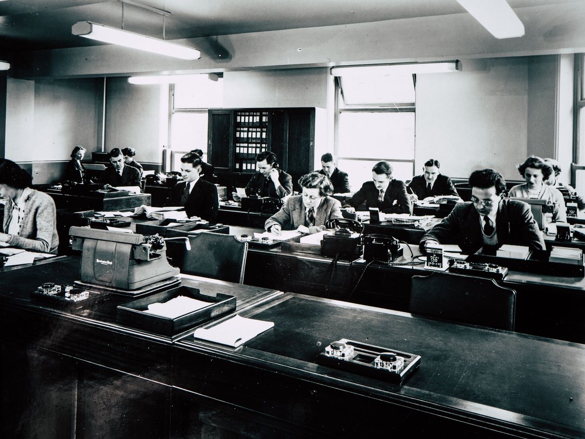 RB_Architects's tweet photo. With the working week looking very different now to 50 years ago, @ArchDigest takes a look back through the decades to see how our office spaces have changed. 

Read more, here: https://t.co/dKlgezpR1R 

#Architecture #Design #OfficeDesign https://t.co/qa9slMUabK