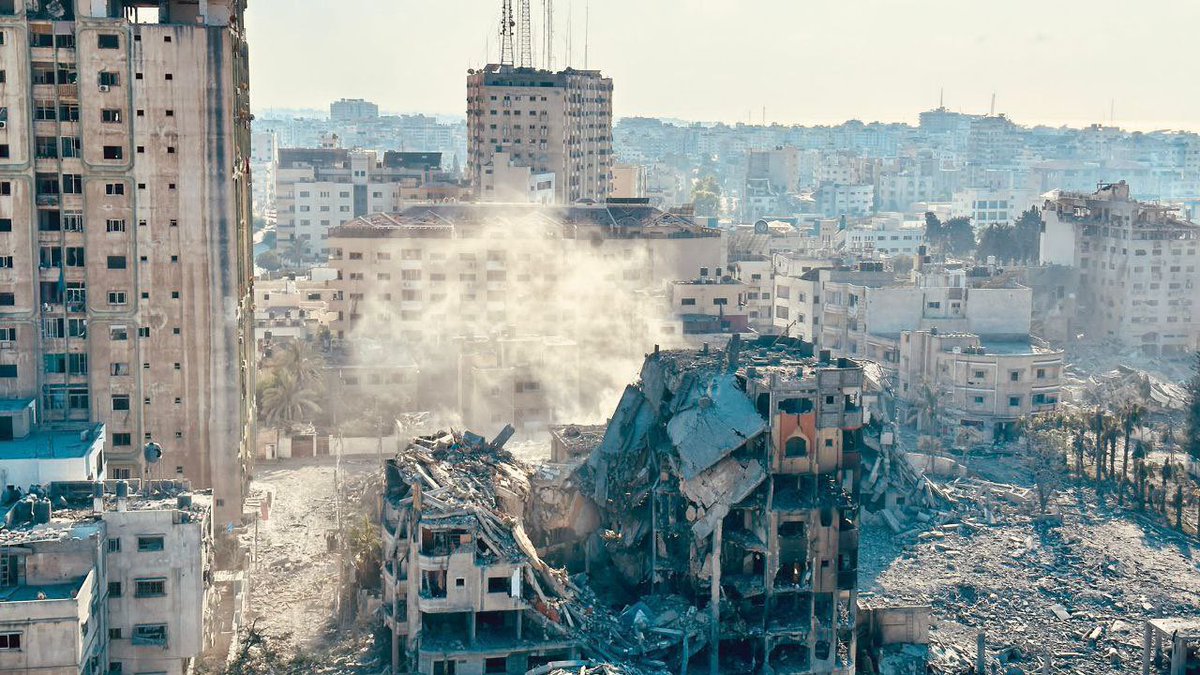 Oli_Officially's tweet photo. Thursday. 9.30am

Ministry of Health: Updated statistics for victims of the Israeli aggression for the sixth day

1,203 citizens were killed and 5,763 others were injured with various injuries.
#FreeGaza 
#غزة_الآن 
#غزة_تُباد 
#TheRealImage 
#Gaza_under_attack https://t.co/7DOog2VQLd