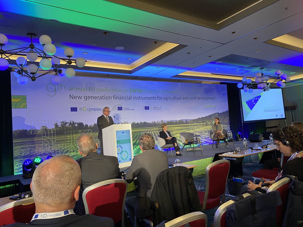 @jwojc with 3 key take-away messages #9EAFRDconf:
✅banks to open their doors to farmers
✅Member States to open new possibilities for farmers through #financialinstruments
 ✅it is time for all of us to close the financing gap in EU agriculture (62 blln.€)
