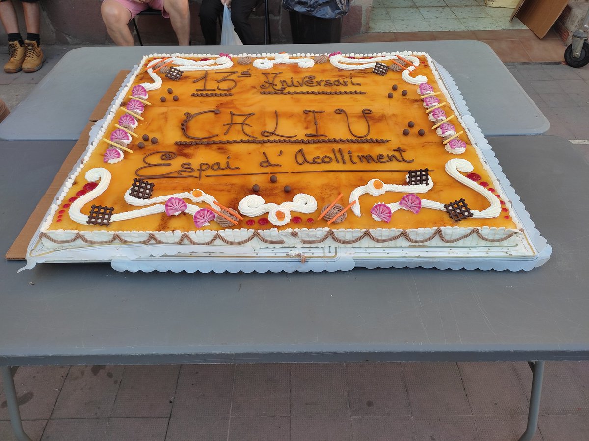 Avui hem celebrat el 13 aniversari del Caliu. Un espai d 'acollida per totes aquelles persones que ho necessiten. Seguirem sumant esforços perquè aquest projecte solidari segueixi endavant. <a href="/caritasbcn/">Càritas Barcelona</a>