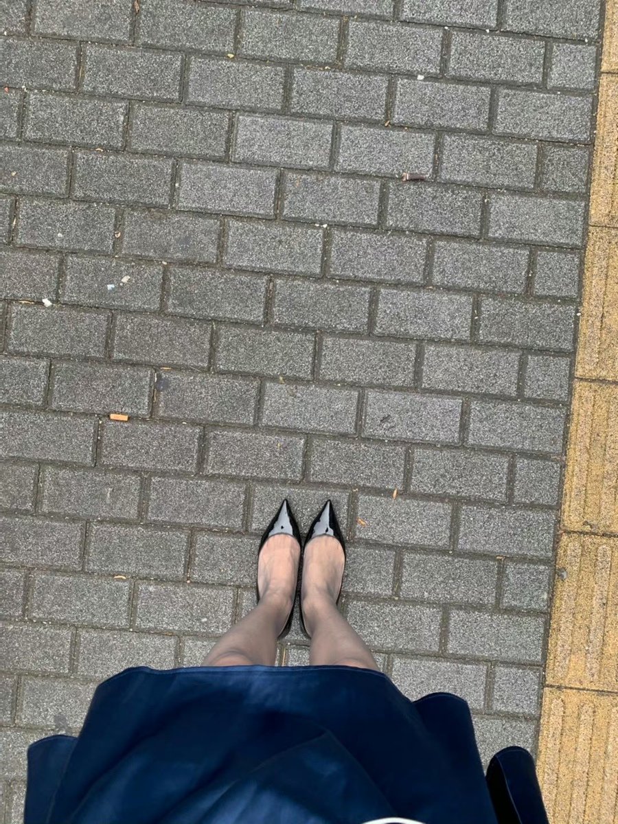 露指缝最性感了！ https://t.co/kR3UVAyyuq