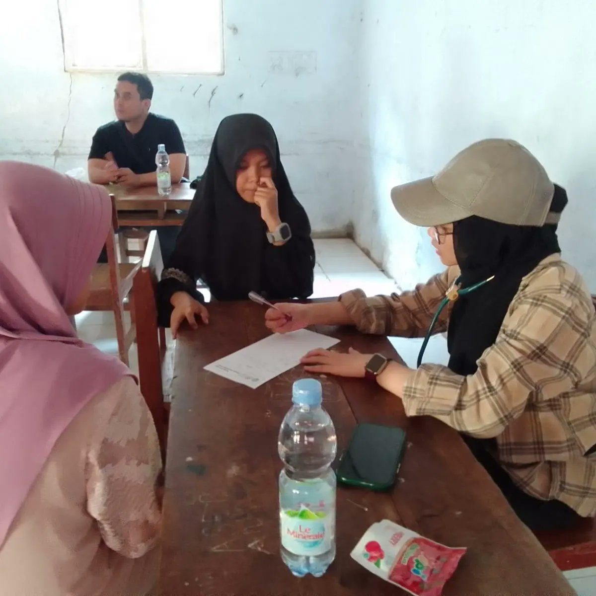 kirdiat's tweet photo. Bakti sosial di Sumur, Taman Nasional Ujung Kulon, Banten. https://t.co/NOAWMC3j4Z
