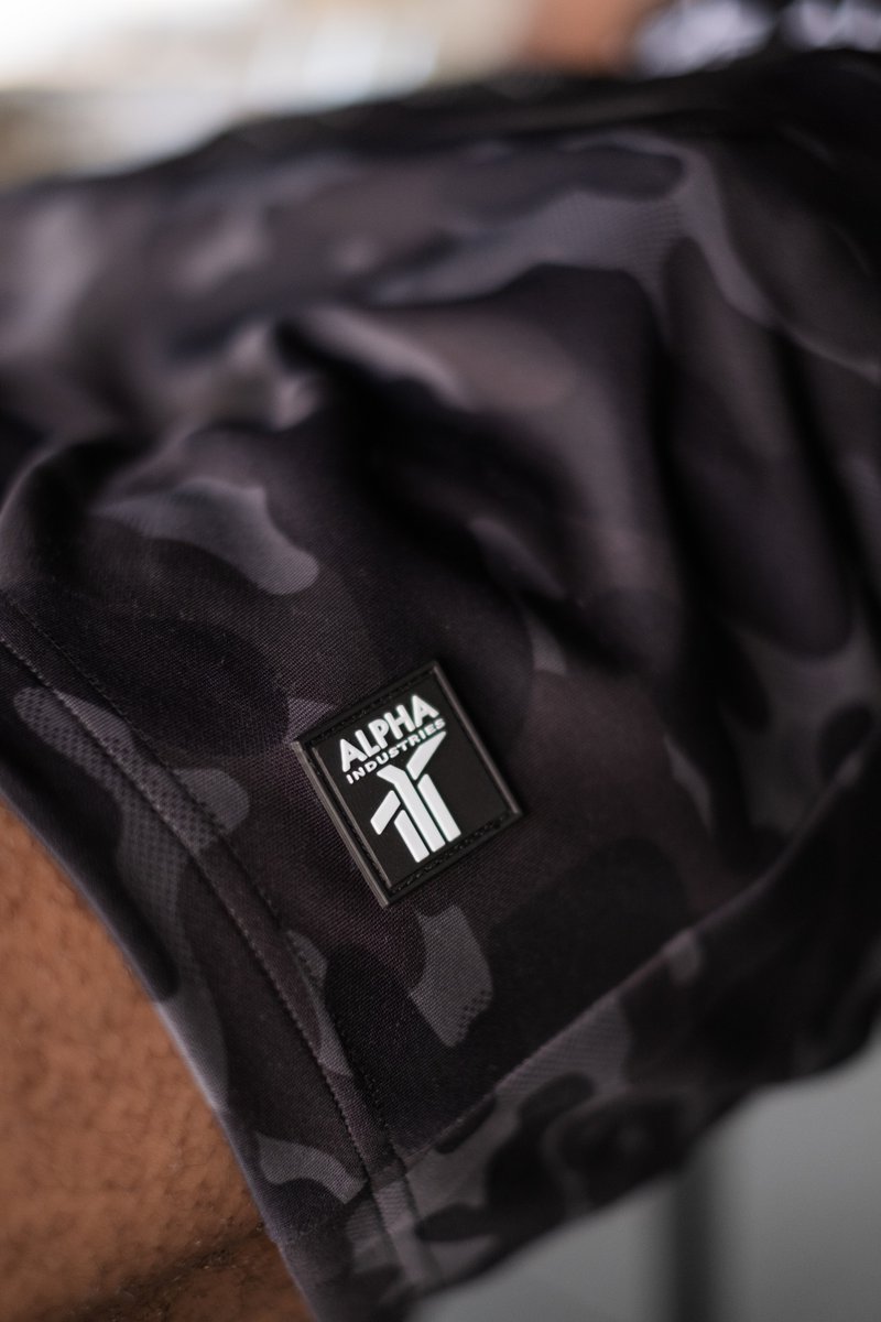 alphaind_sa's tweet photo. Your summer essentials are sorted with Alpha Industries! 🔥

#AlphaIndustries
#AlphaIndustriesSummer https://t.co/jYYwWvKHXQ