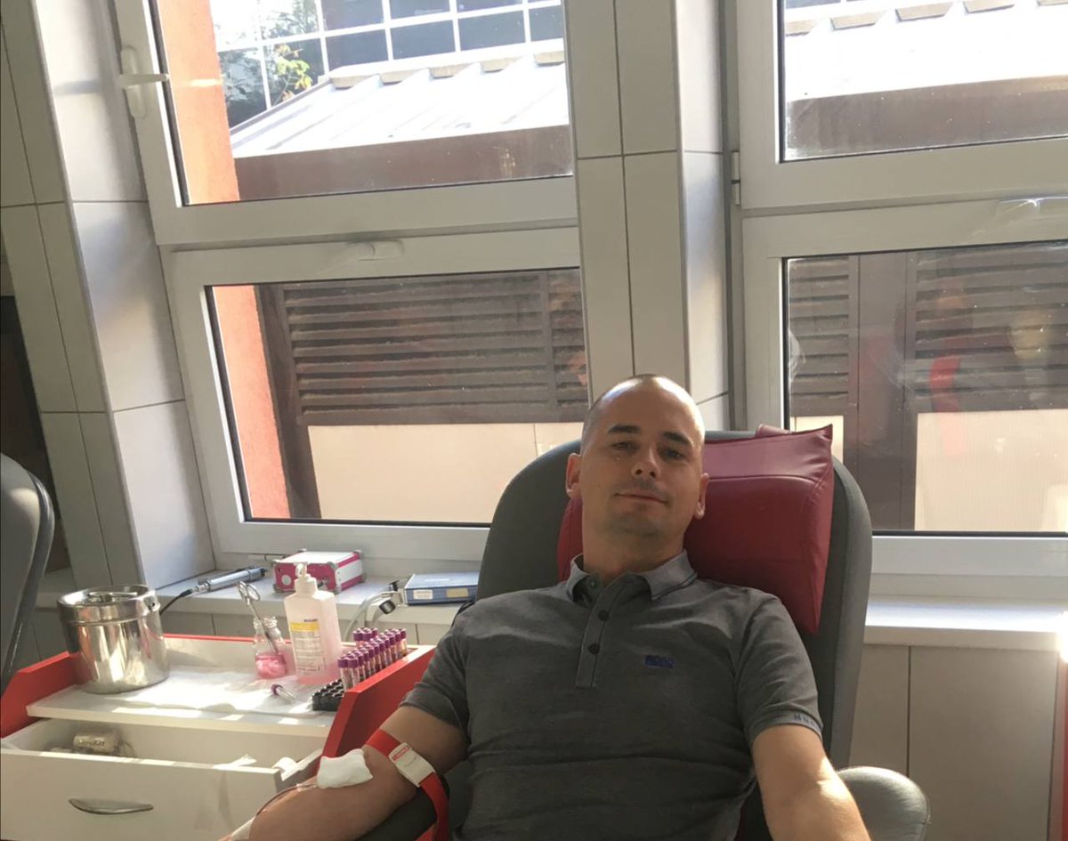 LeGrand_Vizir's tweet photo. Tačno sve sam moram https://t.co/6b5vD5Y9za