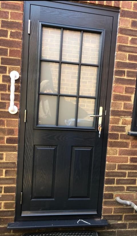 UniversalCompDo's tweet photo. Here's some more great installations from our valued partner JCB Solidor 👇

#compositedoors #fullrange #anycolour #anystyle #10workingdays https://t.co/BARTtHYHZN