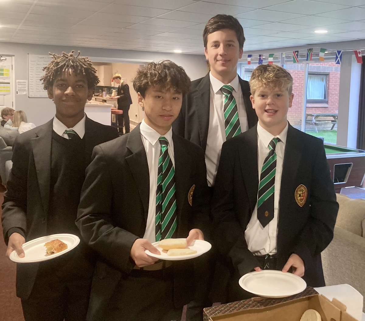 HaywoodsHouse's tweet photo. Another delicious @HaywoodsHouse breakfast this morning, it was a real treat for house staff to serve and reward the boys for their hard work so far this term #servetolead #bekindhelpotherssmile #care #nearlyhalfterm https://t.co/4Jl84EQLJ4