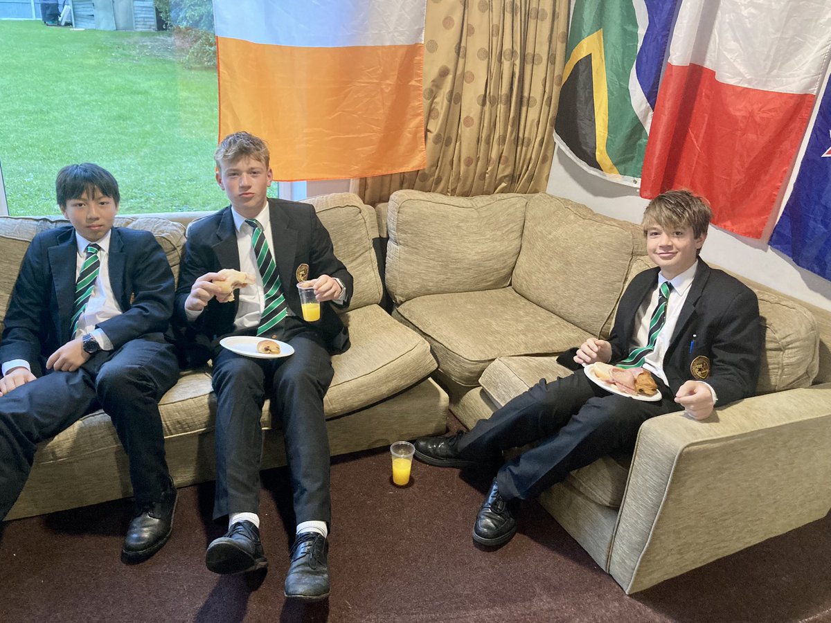 HaywoodsHouse's tweet photo. Another delicious @HaywoodsHouse breakfast this morning, it was a real treat for house staff to serve and reward the boys for their hard work so far this term #servetolead #bekindhelpotherssmile #care #nearlyhalfterm https://t.co/4Jl84EQLJ4