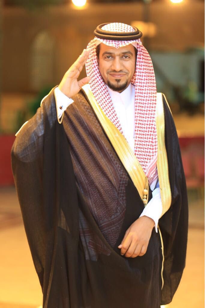 drFarhan_2030's tweet photo. بفضل من الله تعالى صدر قرار المجلس العلمي #بجامعة_حائل، والمتوج بموافقة سعادة رئيس الجامعة بترقيتي إلى #أستاذ_دكتور ( Professor ) بكلية التمريض.
اهدي هذا الإنجاز لمن علموني كيف امسك بالقلم #والديَّ_رحمهما_الله، واسرتي واساتذتي واصدقائي.
جزيل الشكر لكل من ساندني وشاركني في هذا النجاح
وأسأل الله التوفيق لخدمة الدين 
والمليك والوطن🇸🇦
