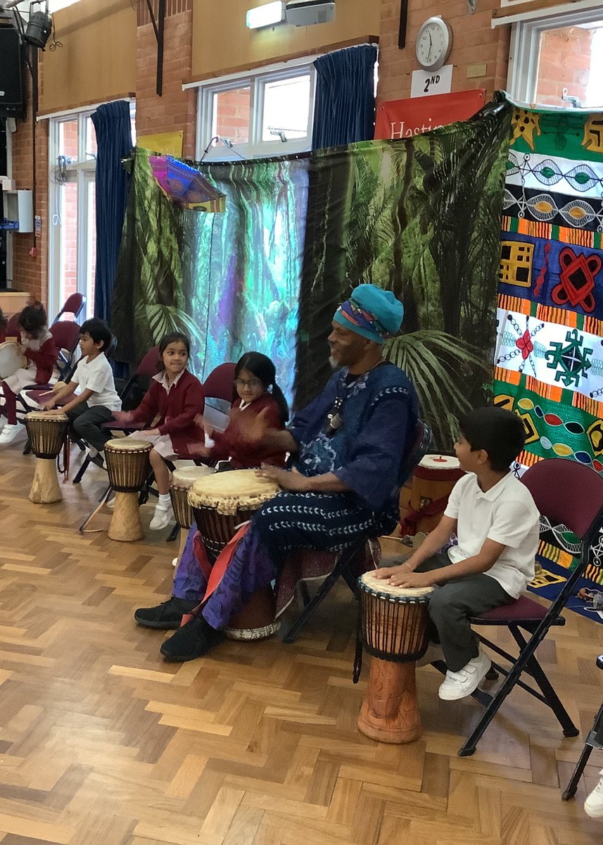 OrleyFarmSchool's tweet image. As part of Black History month and Orley Farm Book Week, Year 1 was treated to a wonderful, colourful storytelling experience with Kulcha Lee from @africanact. We had fun learning drumming, patois nursery rhymes and Anansi stories. #BHM #blackhistorymonth2023 #creativecurriculum