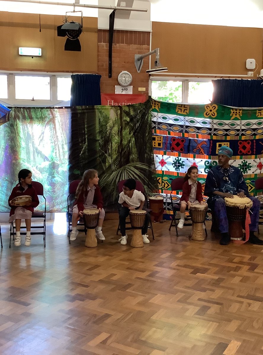OrleyFarmSchool's tweet image. As part of Black History month and Orley Farm Book Week, Year 1 was treated to a wonderful, colourful storytelling experience with Kulcha Lee from @africanact. We had fun learning drumming, patois nursery rhymes and Anansi stories. #BHM #blackhistorymonth2023 #creativecurriculum