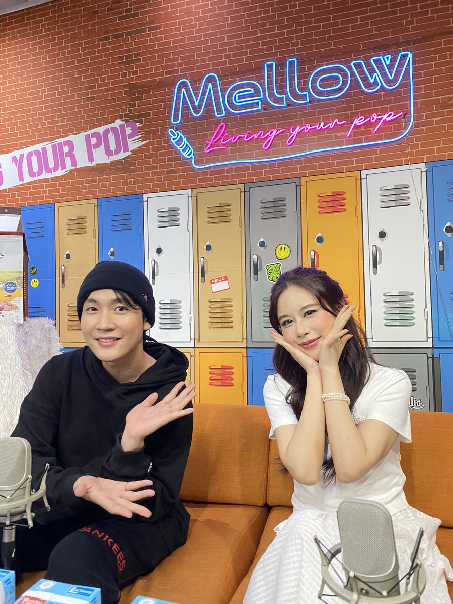 MellowPOP_TH's tweet photo. 📌 Mellow POP Interview พบกับ “FANG” ศิลปินสาวสุดน่ารัก ที่จะมาพูดถึง Single ใหม่ล่าสุดของเธอ
.
Tue 12.10.2023
ช่วง Idol Playroom
.
🔴 LIVE Facebook https://t.co/n1jfY0N8dG
Youtube https://t.co/4dLy4pW7Yr
🎧 App & Website Mellow POP
.
#MellowPOP
#Fangfangg
#Fangel
#มากกว่านี้ก็นางฟ้าแล้วปะ
#Spicydisc