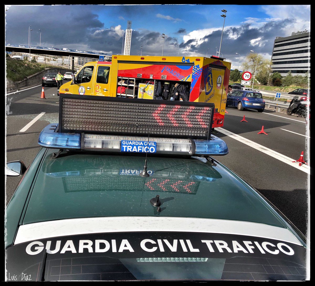 SAMUR_PC's tweet photo. A toda la familia de la @guardiacivil en el día de su patrona, la Virgen del Pilar.

‼️ Felicidades‼️
#12Octubre #PatronaGC2023 #DiaDeLaHispanidad #DFN23 https://t.co/ifOLEtkCWt