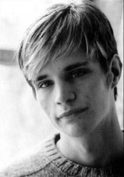 25 years ago to the day since Matthew Shepard was robbed, beaten, tied to a fence and left to die - simply for being gay. The only part of his face not covered in blood was where the tears had run down his cheeks. Never forget #WhyPrideMatters #Pride #MatthewShepard #loveunites