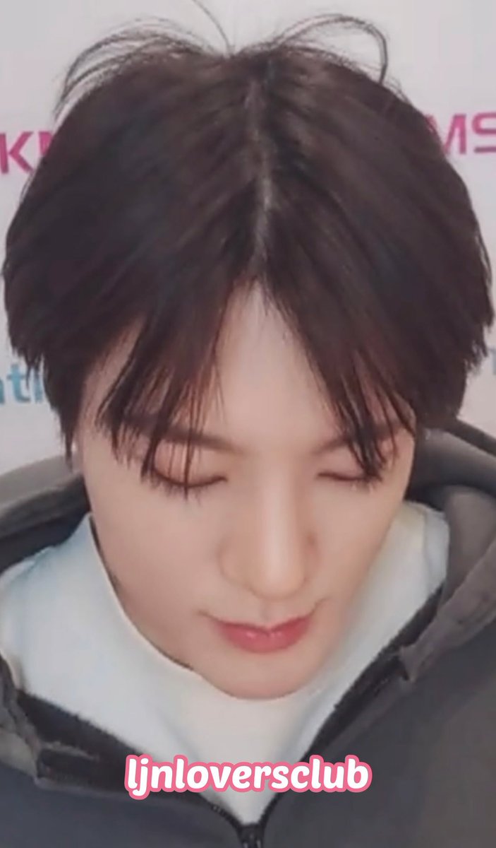 까우 lll tweet media