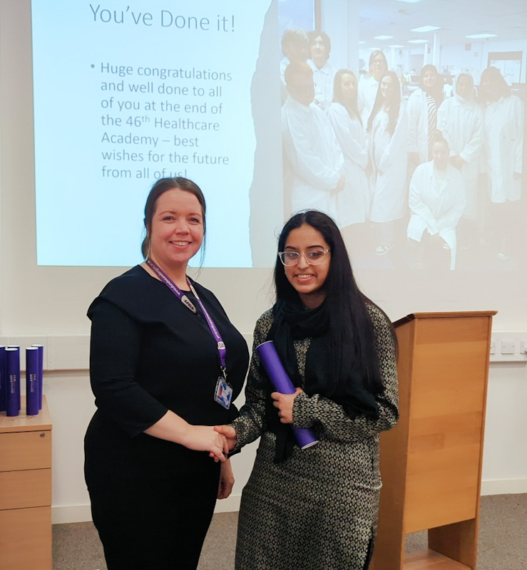 On Friday, our most recent Healthcare Academy, cohort 46, celebrated with their ceremony at Gardyne campus! 🎉 Delivered in partnership with @NHSTayside & @DWSDundee this 6 week training course provides skills & knowledge to work in healthcare with a guaranteed interview! 👩‍⚕️