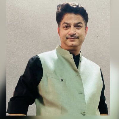 sk_sharmaa's tweet photo. #NewProfilePic https://t.co/a6ChIYB0K1