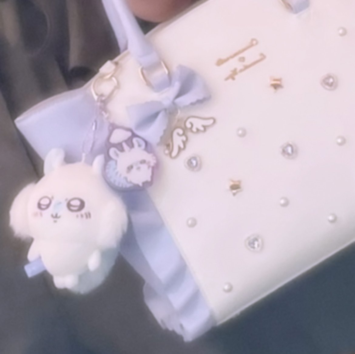 y_nonn8's tweet photo. 𓂃٭𓈒𓏸

モモンガに惚れた女です🥺
お友達ください🥺

 20↑￤九州住み 

#ちいかわ好きな人と繋がりたい #ちいかわ好きさんと繋がりたい #ちいかわ好きと繋がりたい #ちいかわ自己紹介カード https://t.co/ZPK5l1DLVp