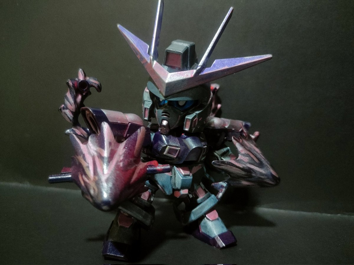hayameru_laps's tweet photo. Build burning custom paint , another one for my other cousin
#buildfighterstry #buildburning #sd #superdeformed #gunpla #gundam #plamo #custom #paintjob #violet https://t.co/8HLHFCJK3v