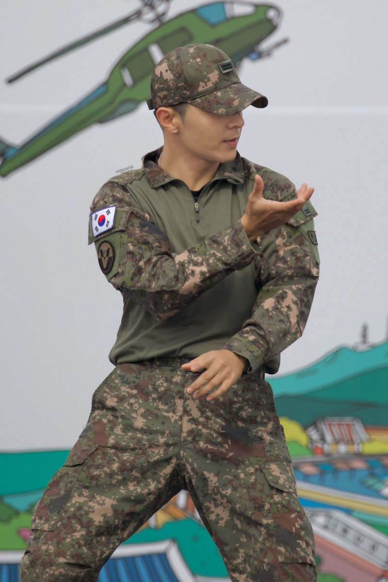 hourly sungyoon ♡ tweet media