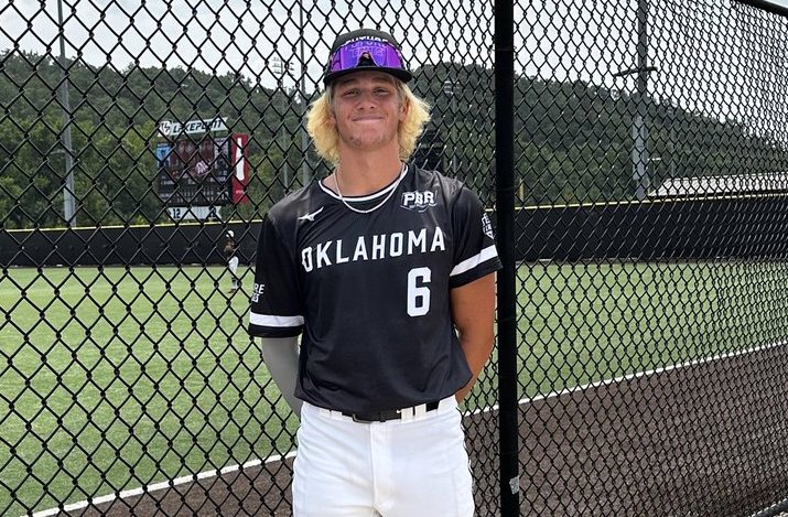 Get to know: ’25 commitment Cooper Auschwitz: Outfielder Cooper Auschwitz is one of 20 Arkansas’ baseball commitments for 2025 class. dlvr.it/SxKswv